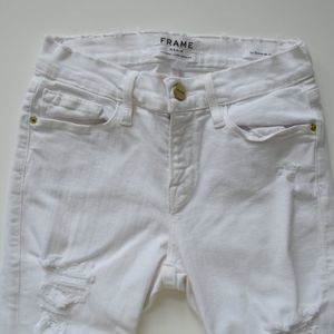 White FRAME Le Skinny de Jeanne